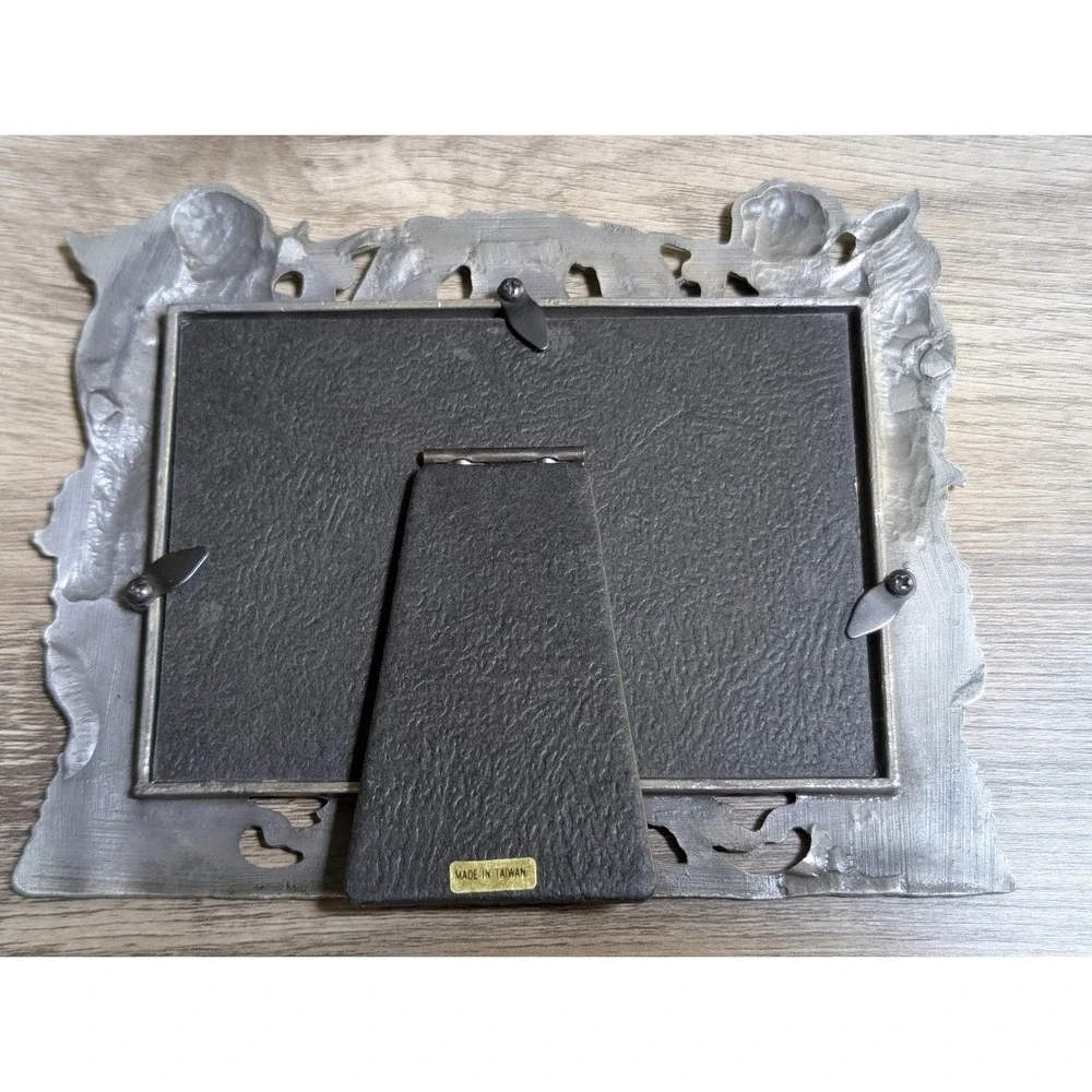 Vintage Ornate Cherub Angel‎ Silver Pewter Style Picture Frame Tabletop Decor